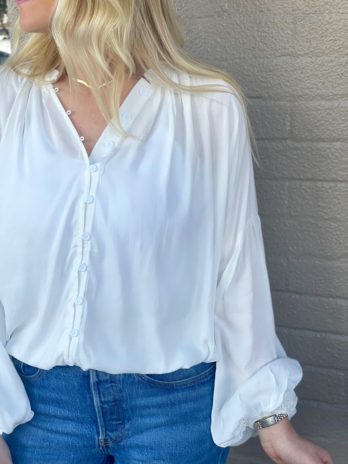 White Flow Top